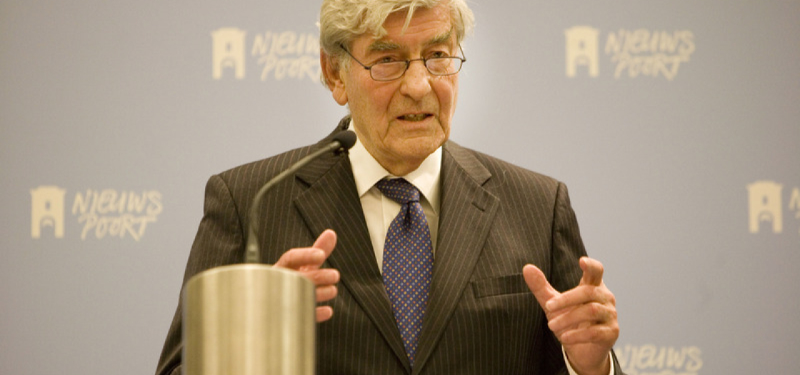 Kees Lunshoflezing door Ruud Lubbers