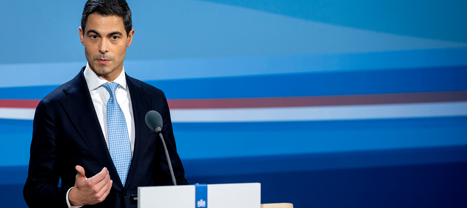 Eerste persconferentie Jetten