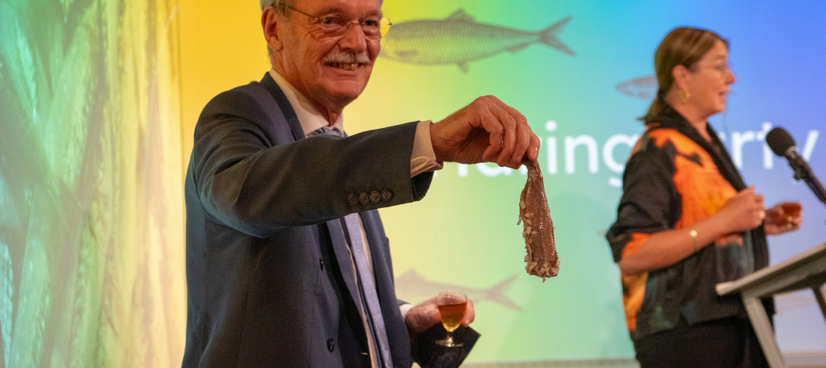 Het haringjaar is geopend bij Nieuwspoort!