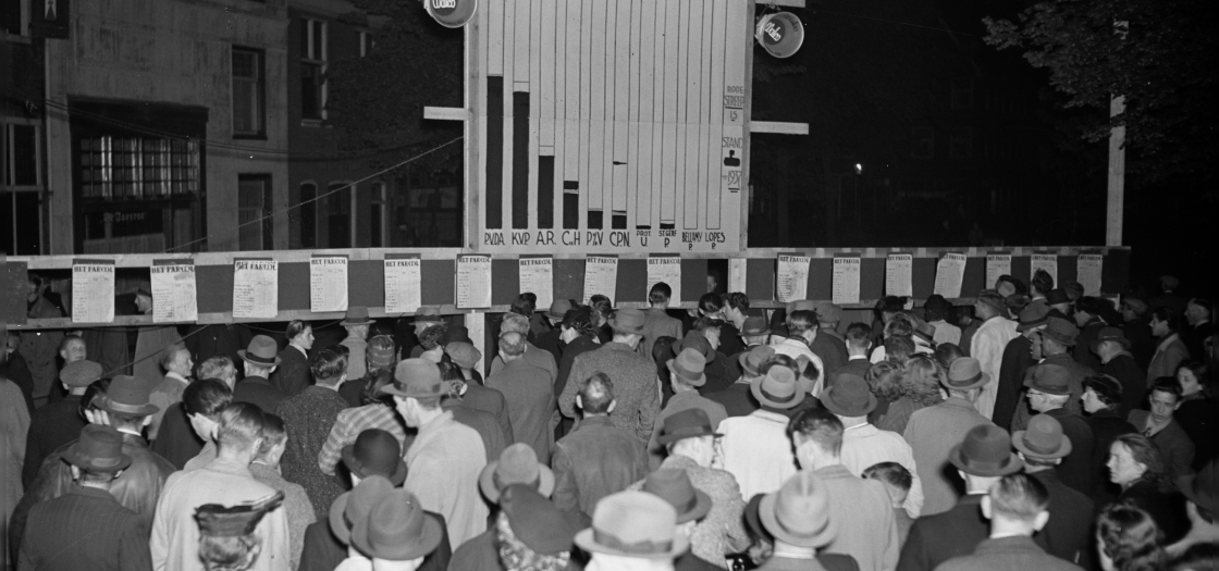 Het herstel van de parlementaire democratie, 1945-1946