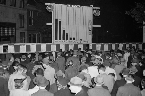 Het herstel van de parlementaire democratie, 1945-1946